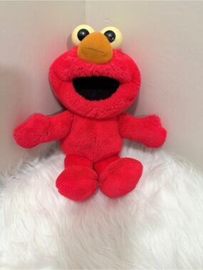 Elmo Plush Toy 1996 - Bright Red Sesame Street Character 11”